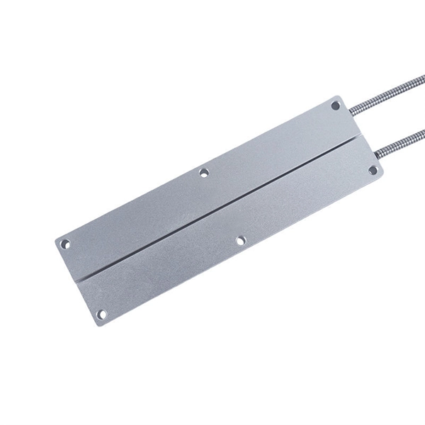 The building s power distribution system includes distribution boxes 